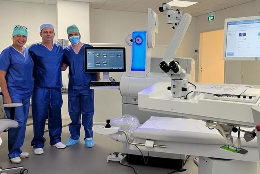 opération de chirurgie réfractive avec le visumax800