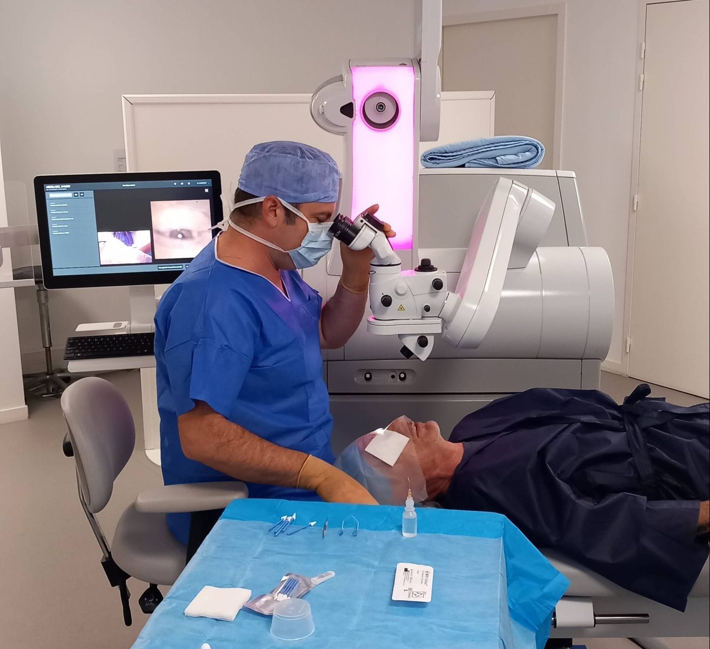 Chirurgie de la myopie par technique de chirurgie réfractive SMILE