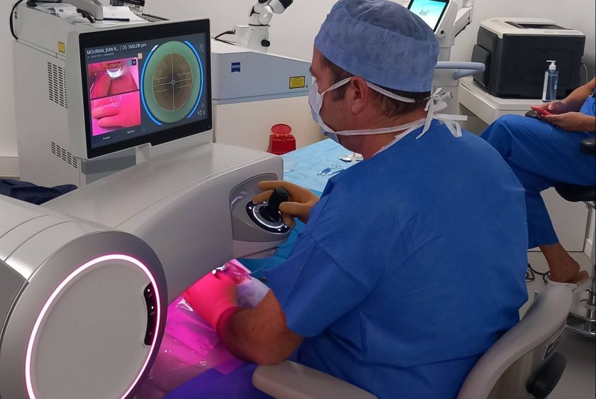 Opération de la myopie avec la technique SMILE